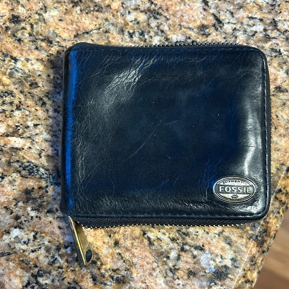 Fossil Bags Vintage Fossil Mens Wallet With Zipper Poshmark